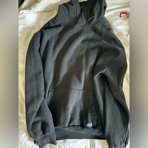 Hollister Black Relaxed Icon Hoodie - Picture 2 of 4